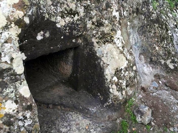 Muğla'da 4 bin yıllık mezarlıklar yağmalandı