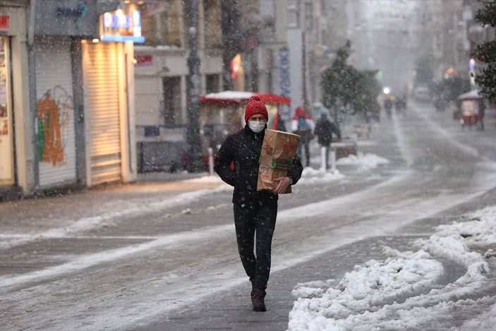 İstanbul'da kar yağışı etkisini artıracak