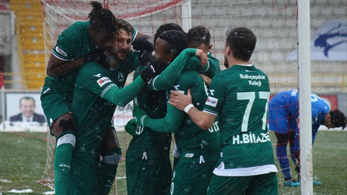 Giresunspor galibiyet serisini 10 maça çıkardı