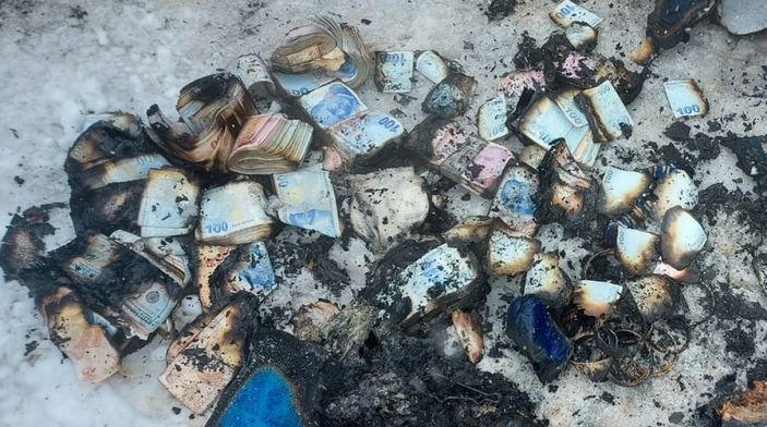 i Kocaeli'de, yanan prefabrik evde 500 bin TL kül oldu