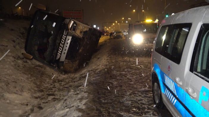i Kırıkkale’de otobüs ile ticari taksi çarpıştı: 1 ölü