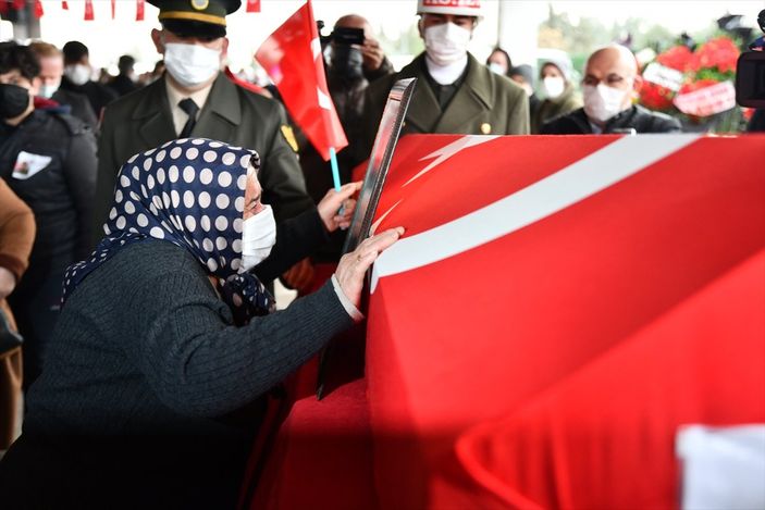 a Şehit Müslüm Altıntaş ile Adil Kabaklı son yolculuğuna uğurlandı