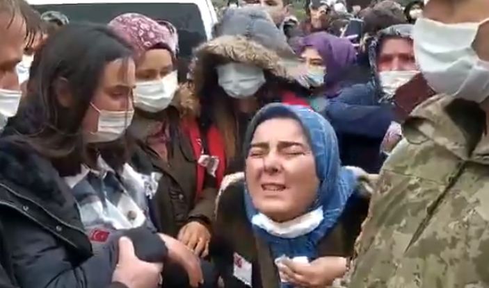 Gara şehidinin annesinden yürek yakan feryat