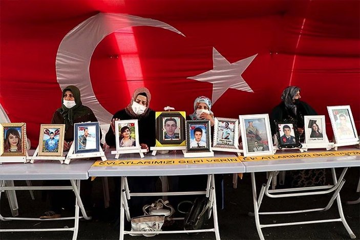 Diyarbakır annesi Sancar: HDP kızımı PKK'ya nasıl götürdüyse, öyle getirsin