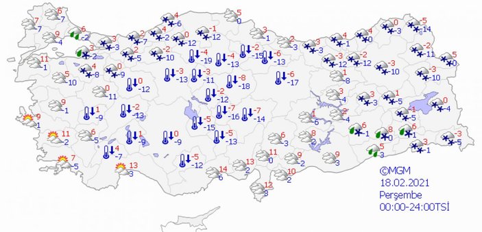 İstanbul'da kar, etkisini göstermeye devam ediyor