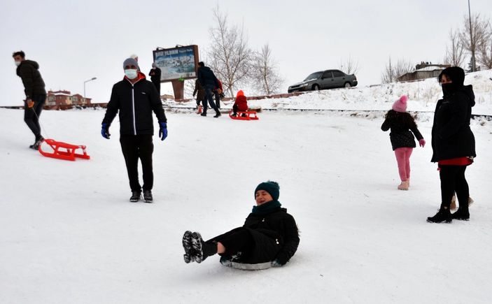 d Kayserili vatandaşların kar keyfi