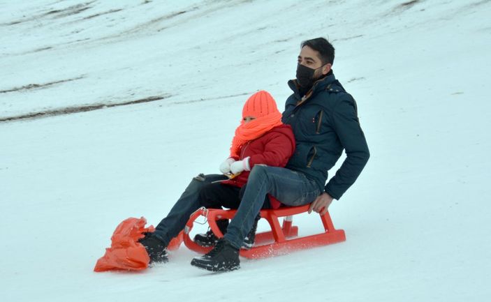 d Kayserili vatandaşların kar keyfi