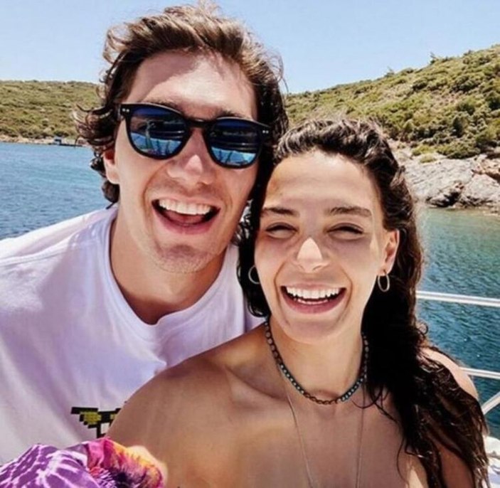 Cedi Osman, Ebru Şahin'i paylaştı