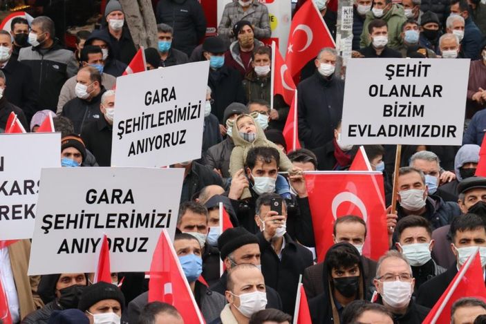 Van’da teröre lanet yürüyüşü