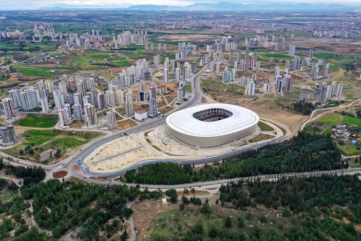 Yeni Adana Stadı açılıyor