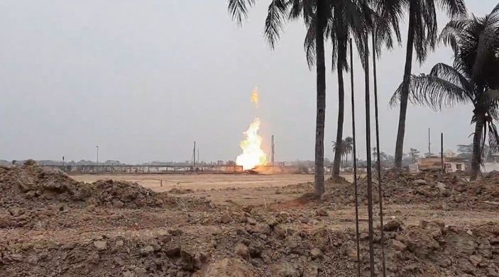 Bangladeş’te gübre fabrikasında korkutan yangın