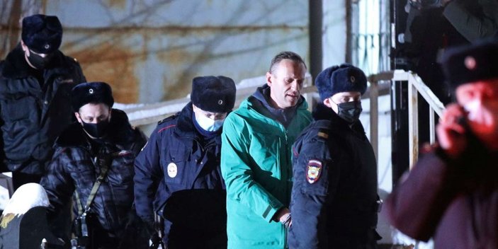 Rusya'da Navalny'nin hapis cezası onandı