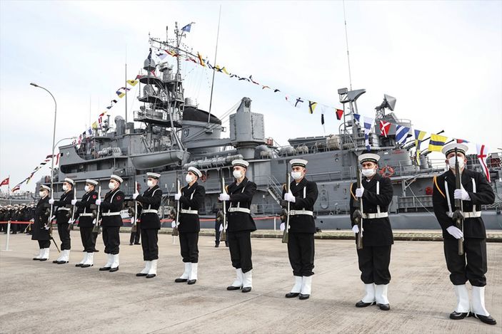 NATO Daimi Mayın Karşı Tedbirleri Deniz Görev Grubu-2'nin komutası Türkiye'ye geçti