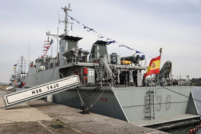 NATO Daimi Mayın Karşı Tedbirleri Deniz Görev Grubu-2'nin komutası Türkiye'ye geçti