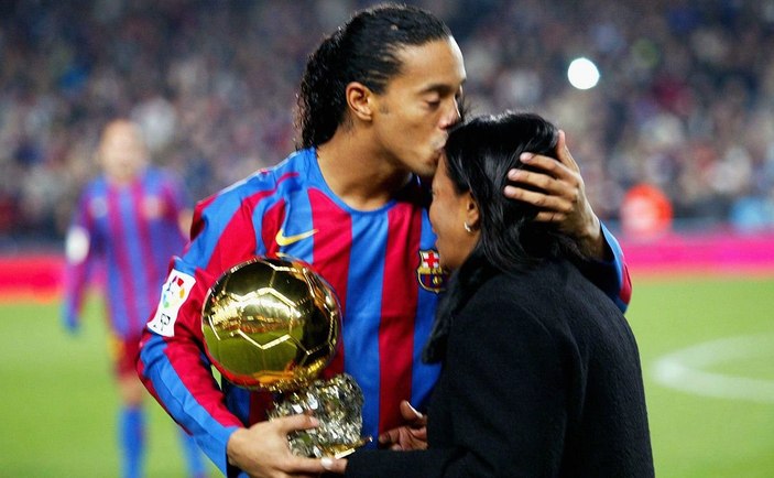 Ronaldinho'nun annesi koronavirüsten vefat etti