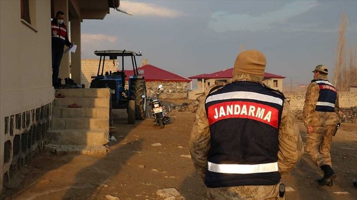 a Iğdır'da terör örgütüne destek sağlayan 8 kişi tutuklandı