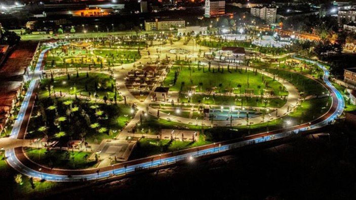 TOKİ eski stadyum alanlarını Millet Bahçesi'ne dönüştürdü