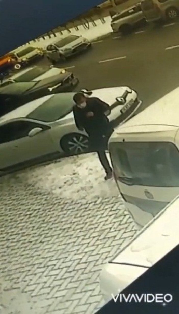 Esenler'de tartışmayı fırsat bilen hırsız aracın içindeki telefonu çaldı
