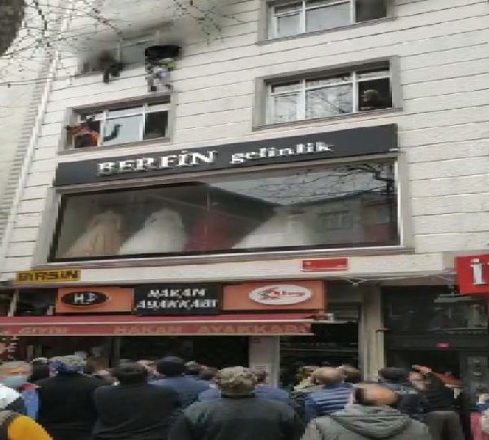 İstanbul'da yangında can pazarı