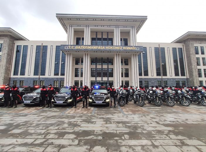 İ Gaziosmanpaşa’da 250 polisle asayiş uygulaması