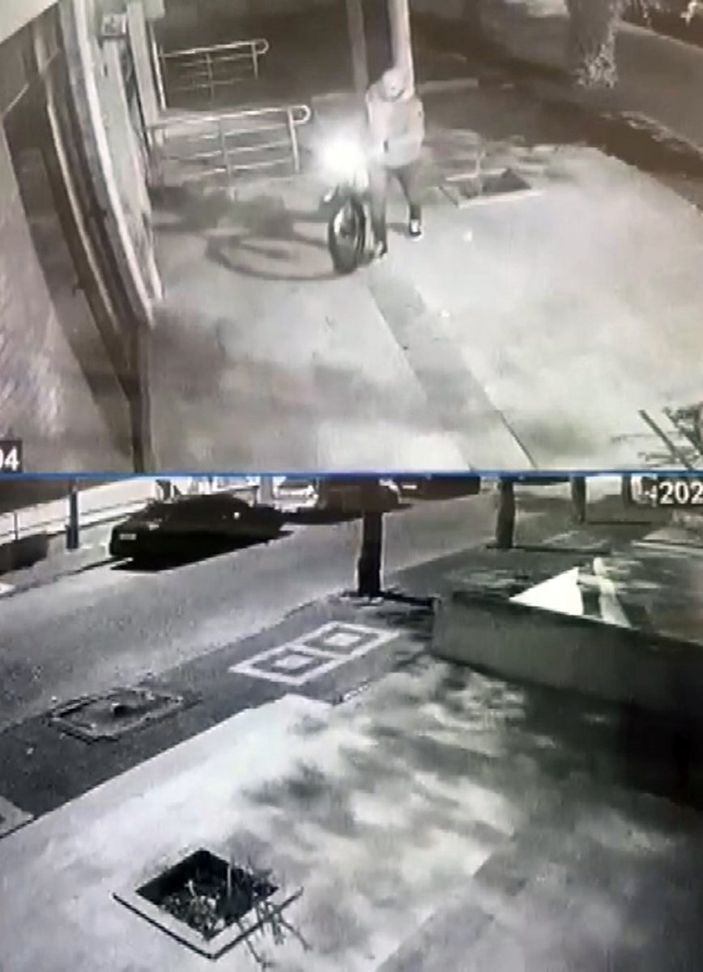 Muğla'daki bisiklet hırsızlığı kamerada