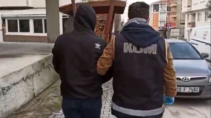 Balıkesir'de suç örgütüne eş zamanlı operasyon: 4 tutuklama