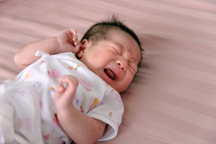 Bebeklerde kolik belirtileri ve tedavi için ipuçları