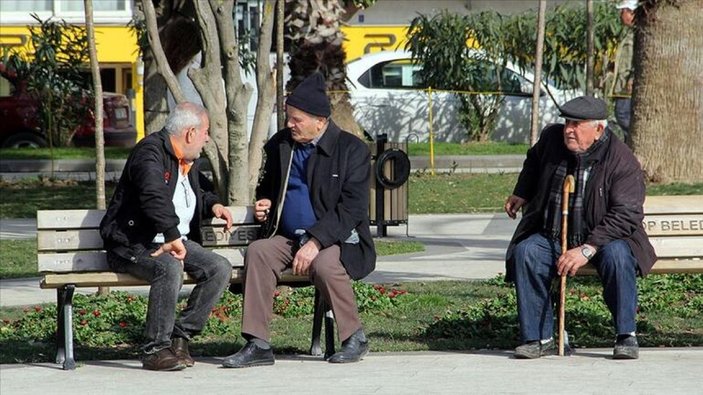 65 yaş üstü sokağa çıkma yasağı kalktı mı, ne zaman kalkacak? Bilim Kurulu toplantısı 65 yaş üstü kararı..