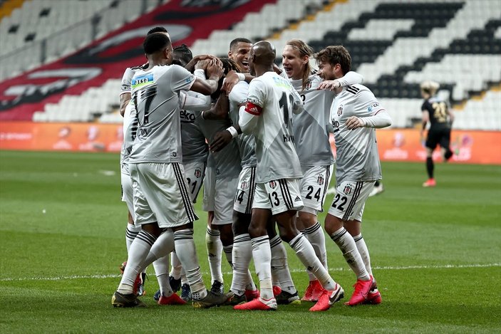 Beşiktaş, Denizlispor'u 3 golle geçti