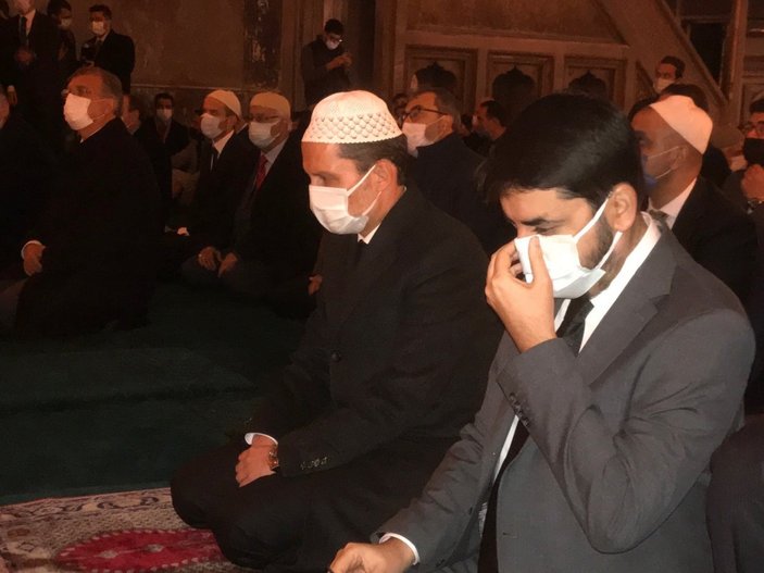 Necmettin Erbakan, vefatının 10. yılında Ayasofya Camii'nde dualarla anıldı