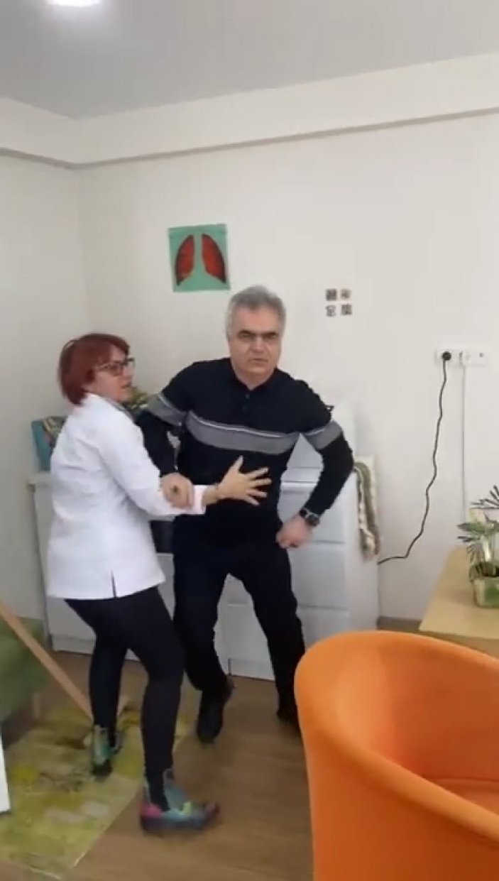 İzmir'de doktor hasta yakınına saldırdı