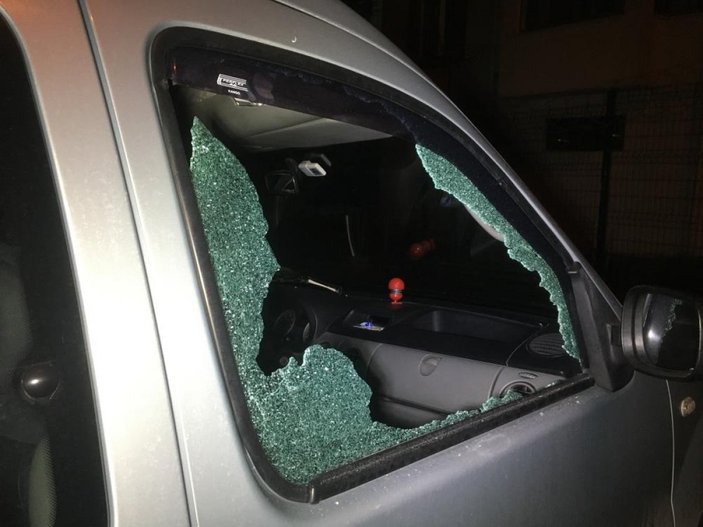 Esenyurt'ta silahlı saldırı sonucu 2 kişi yaralandı