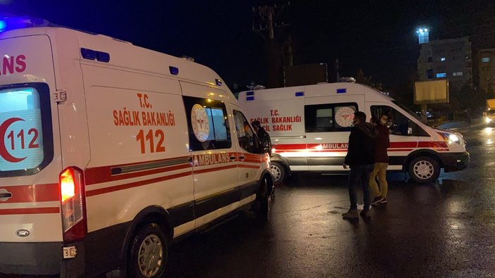 Diyarbakır'da kısıtlamada yakalandı, ambulansı engellemeye çalıştı