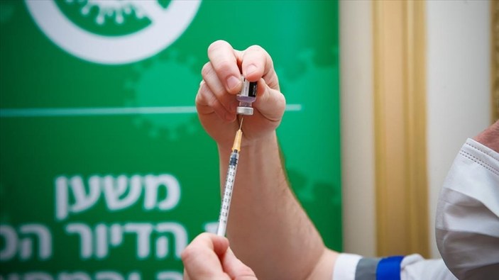 İsrail'de koronavirüsü atlatanlar de aşı olacak