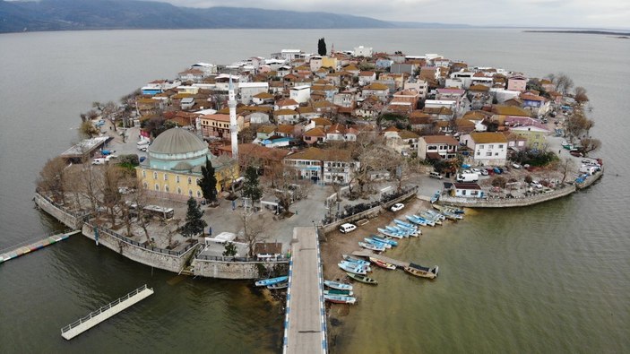 Sular yükselince Gölyazı yine ada oldu