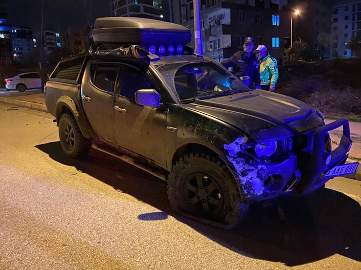 Samsun'da kaza yapan alkollü kişi sürücü olarak arkadaşını göstermek istedi