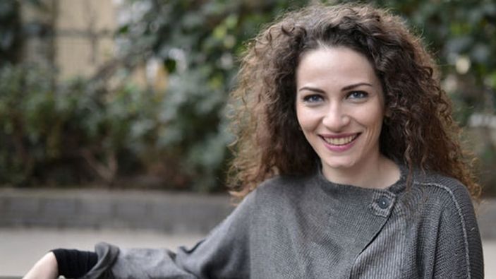 Ezo Sunal kimdir? Ezo Sunal kaç yaşında, nereli, eşi kim?