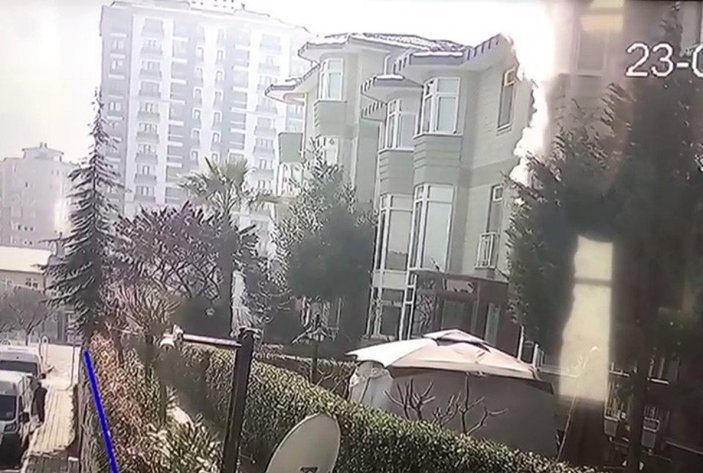 Çılgın Sedat’ın evinden çıkan yangının nedeni elektrik arızası