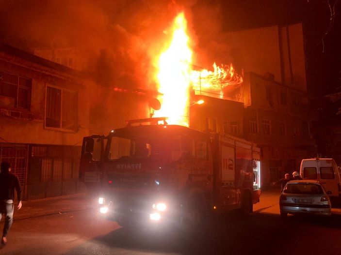 Kahramanmaraş’ta yaşlı çiftin evinde yangın çıktı