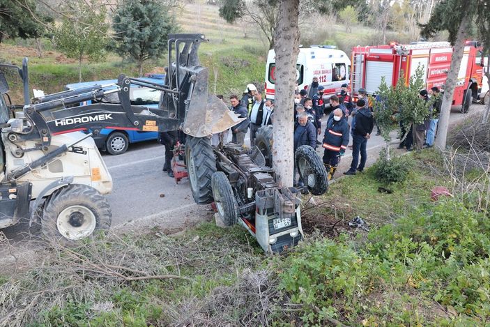 Manisa’da traktör devrildi, 81 yaşındaki adam altında kaldı