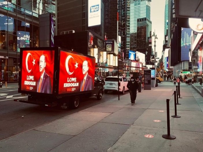 Times Meydanı'nda 'Erdoğan' sevgisi