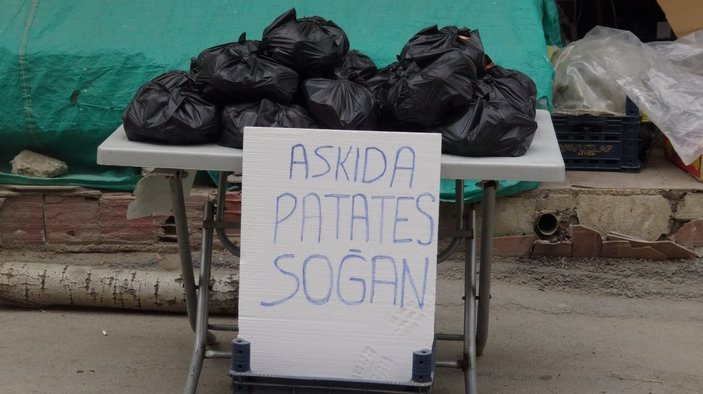 Afyonkarahisar'da askıda 'patates-soğan' uygulaması başlatıldı