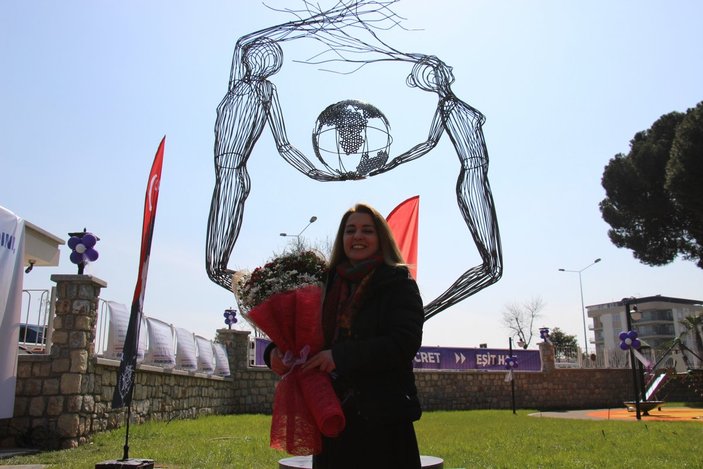 Aydın'da 'Eşitlik' heykeli törenle açıldı