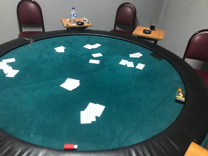 Kocaeli'de kumar oynayan 5 kişiye ceza kesildi