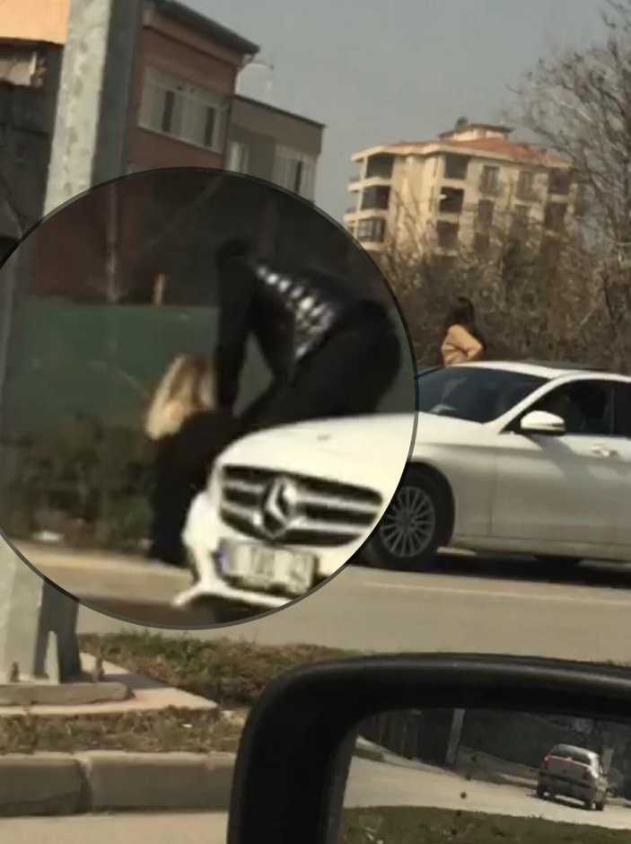 Bursa'da kız arkadaşını darbeden şahıs kamerada