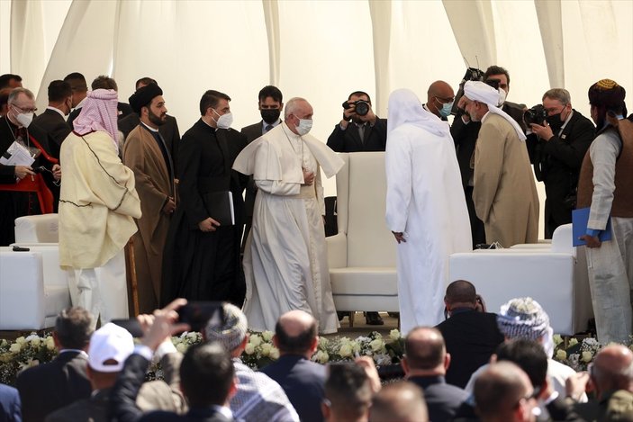 Biden'dan Papa'nın Irak ziyareti yorumu: Tüm dünya için umut sembolü