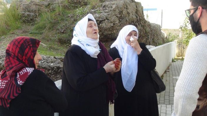 i Antalya'da eşini ve oğlunu bıçaklayan şahıs teslim oldu