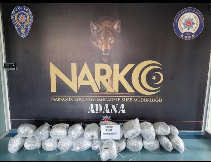 Adana'da uyuşturucu operasyonu kamerada