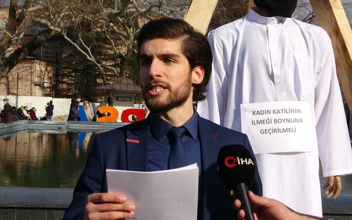 Bursa'daki darağacında, temsili kadın katili idam edildi