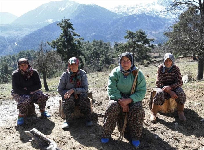 Antalya'da 70 yaşındaki kadının 62 yıllık çobanlık hikayesi
